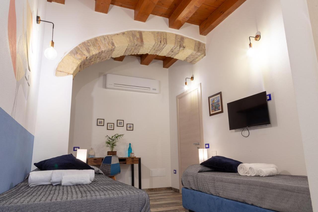 Bed and Breakfast Trigu & Mangoni à Cagliari Extérieur photo